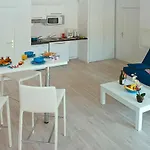 Les Isles De Sola In *