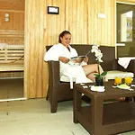 Apartment Les Isles De Sola In Grandcamp-Maisy