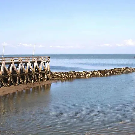 Les Isles De Sola In * Grandcamp-Maisy